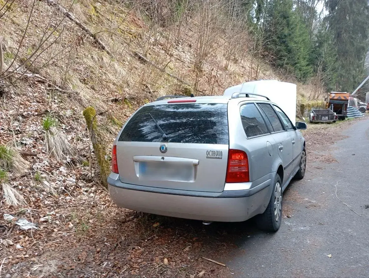 Gebraucht Skoda Octavia 101 PS (74 kW) 2002 Silber Kombi