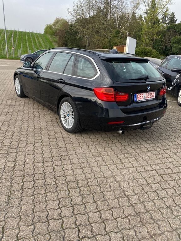Gebraucht BMW 316 Sport Line 136 PS (100 kW) 2014 Schwarz Kombi