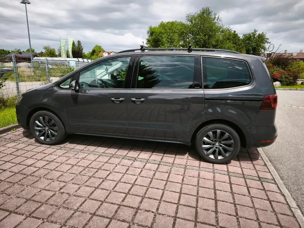 Gebraucht Seat Alhambra CONNECT 184 PS (135 kW) 2016 Grau Van / Kleinbus