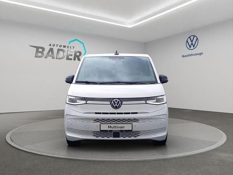 Gebraucht VW Multivan Style 204 PS (150 kW) 2024 Weiß Van