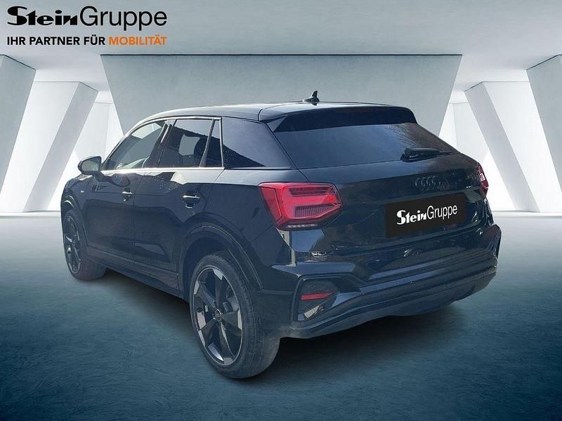 Neu Audi Q2 S-Line 150 PS (110 kW) 2025 Schwarz SUV