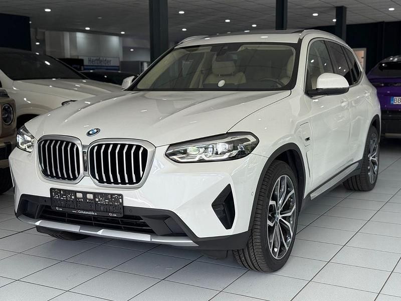 Weiß Gebraucht 2022 BMW X3 Performance SUV | 32.990 € (Superpreis) - Bild 1/4