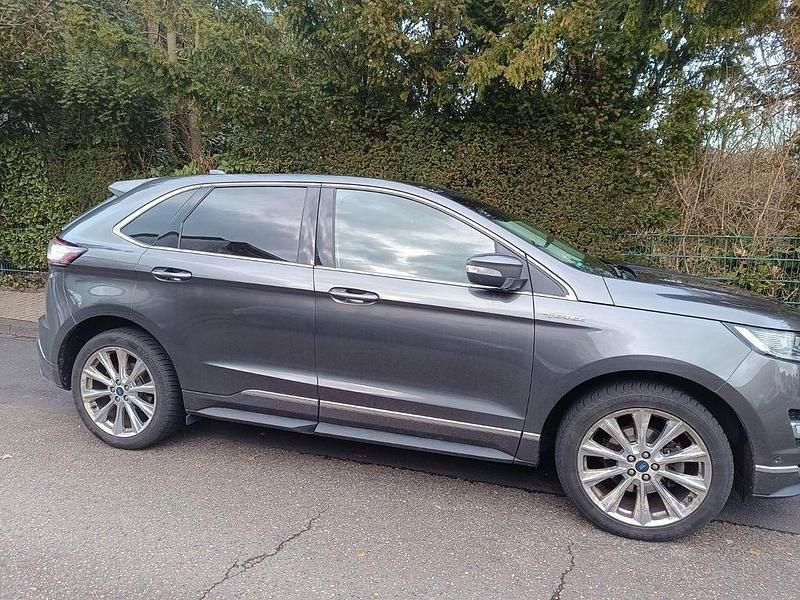 Gebraucht Ford Edge Vignale 210 PS (154 kW) 2018 Grau SUV