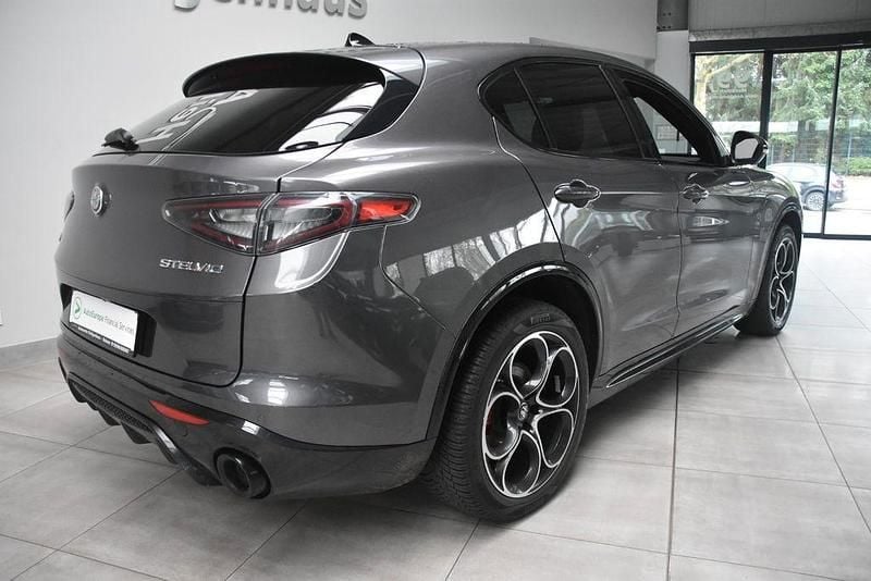 Second-hand Alfa Romeo Stelvio 280 CP (205 kW) 2024 Gri SUV