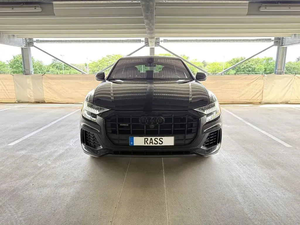 Gebraucht Audi Q8 S-Line 231 PS (169 kW) 2020 Schwarz SUV