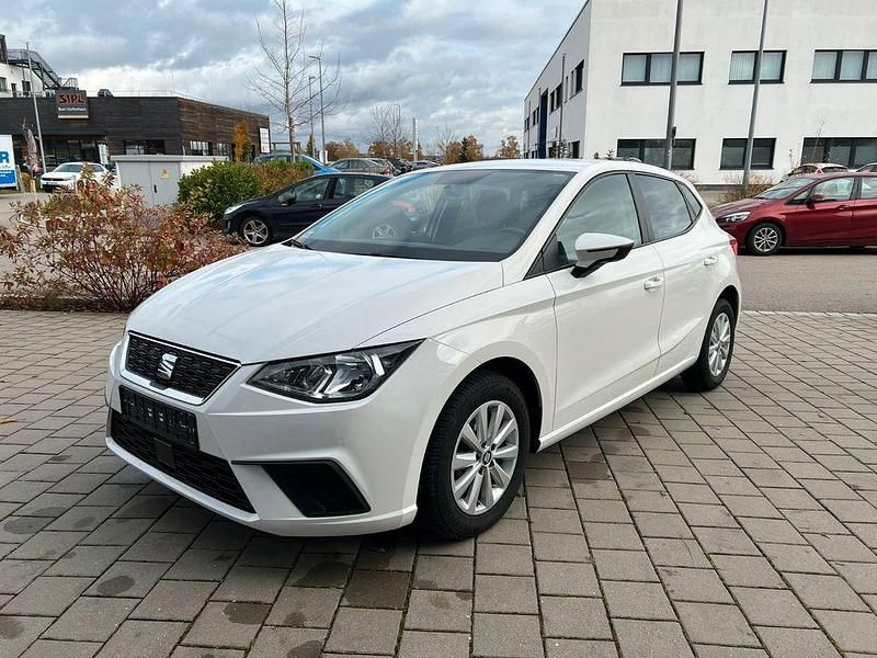 Weiß Gebraucht 2020 Seat Ibiza Style Limousine | 12.990 € (Fairer Preis) - Bild 1/4