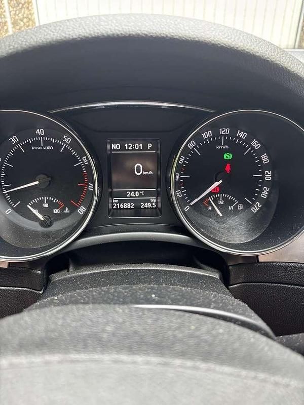 Gebraucht 2010 Skoda Superb Ambition Kombi | 4.500 € (Guter Preis) - Bild 1/4