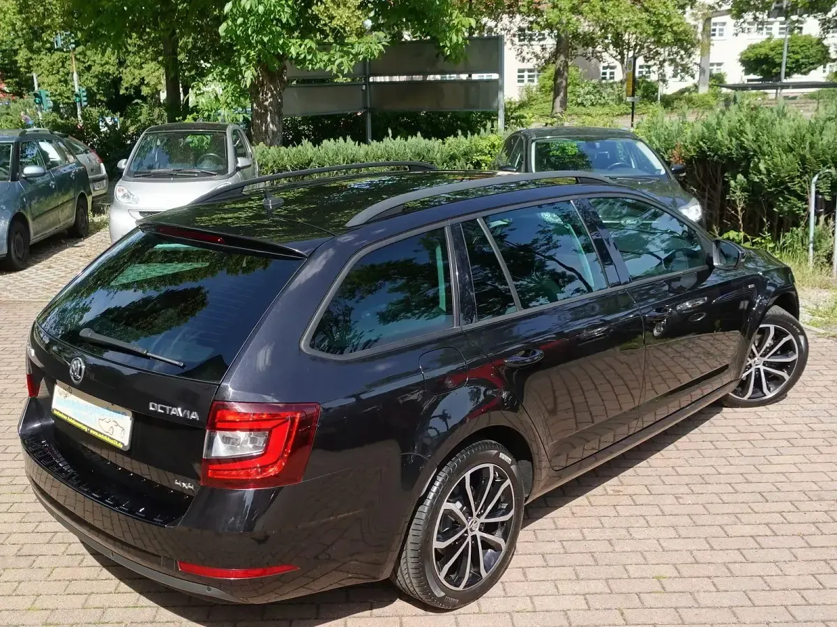Gebraucht Skoda Octavia 150 PS (110 kW) 2018 Schwarz Kombi