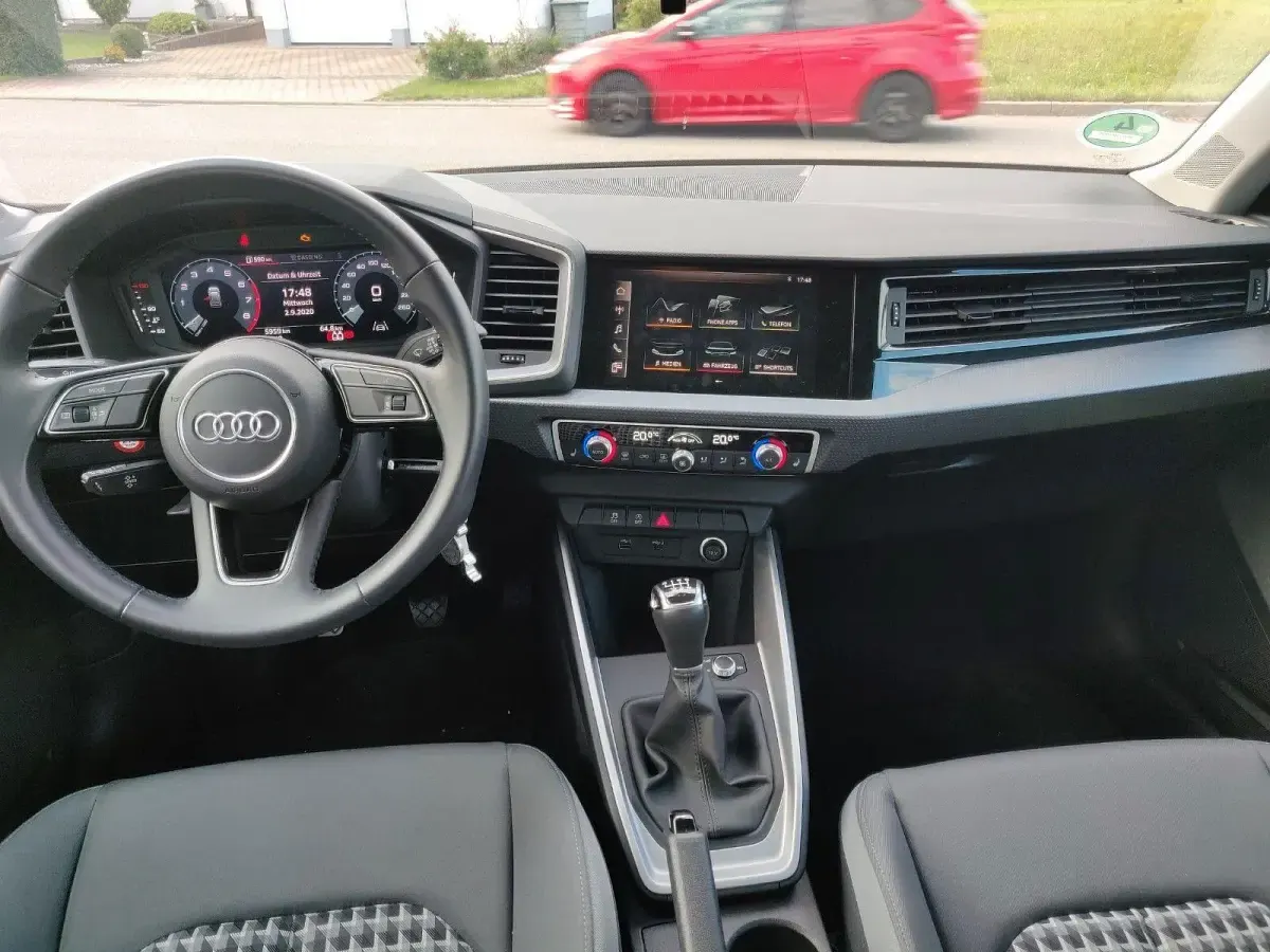 Gebraucht Audi A1 Sportback Advanced 116 PS (85 kW) 2019 Schwarz Kleinwagen