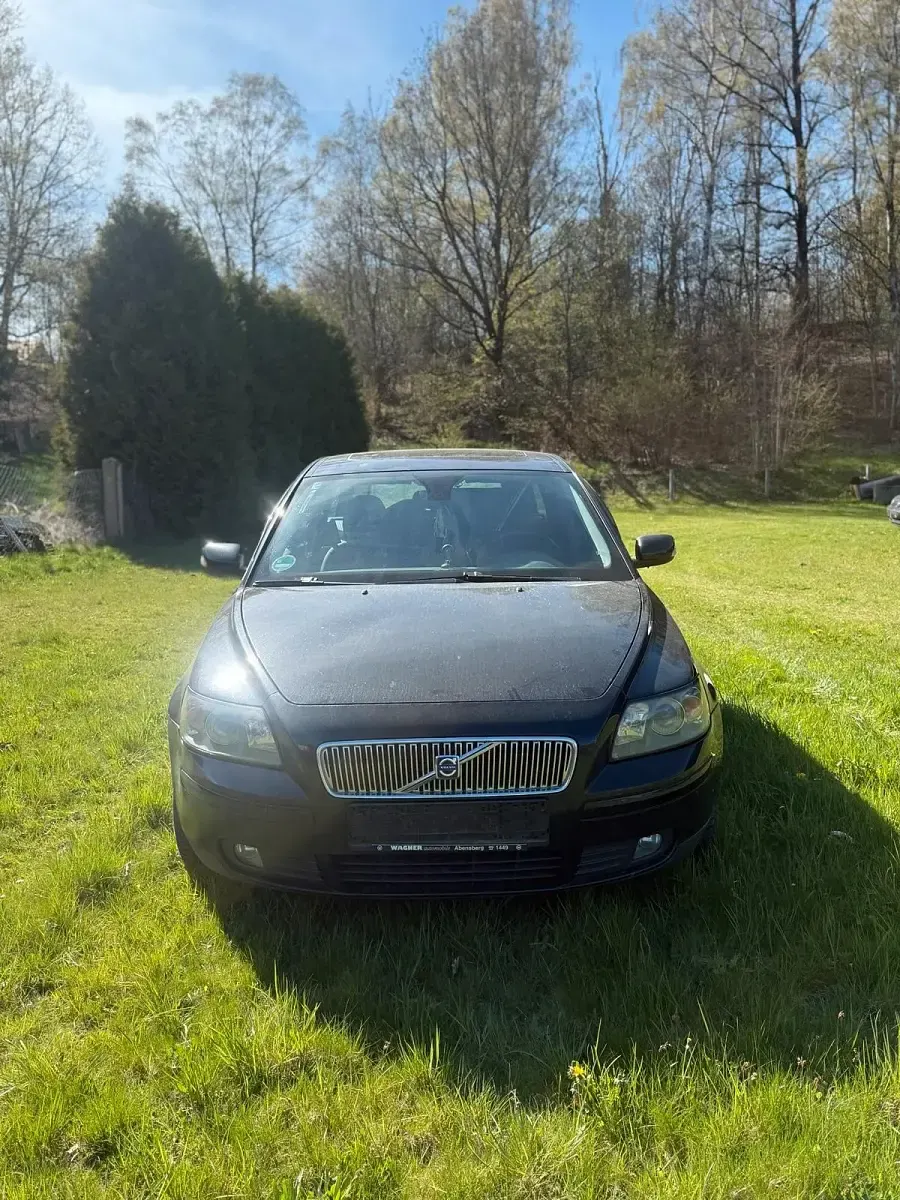 Usado Volvo V50 136 CV (100 kW) 2005 Negro Familiar