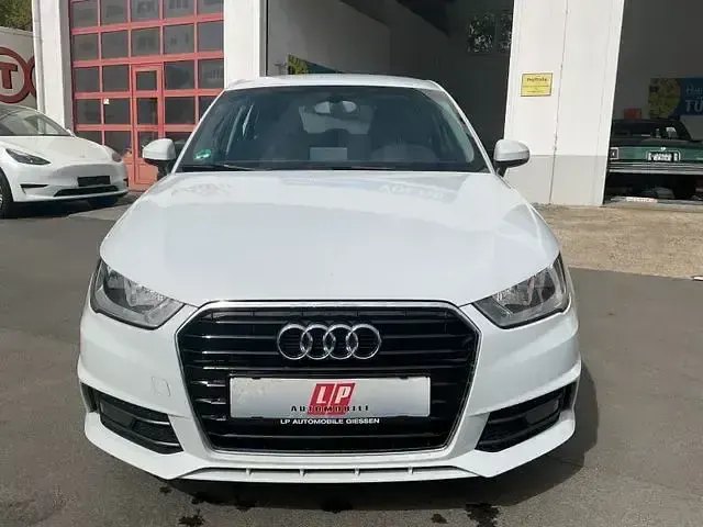 Gebraucht Audi A1 Sportback S-Line 150 PS (110 kW) 2016 Weiß Kleinwagen