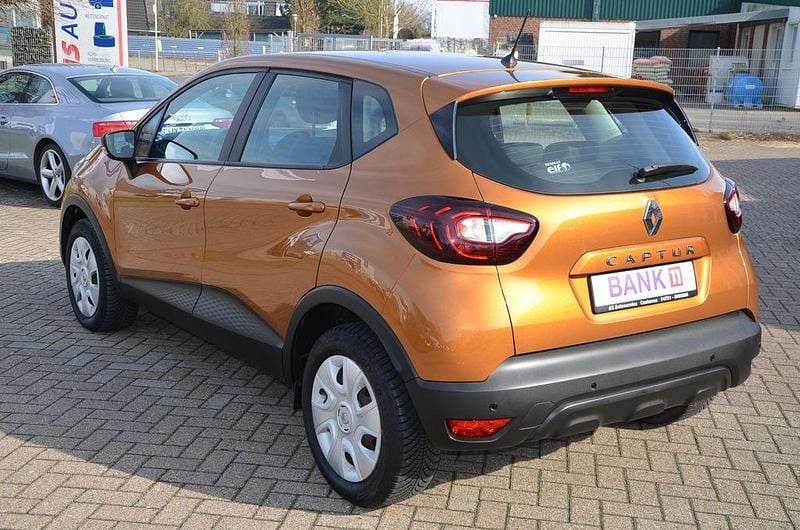 Gebraucht Renault Captur Life 90 PS (66 kW) 2019 Gold SUV