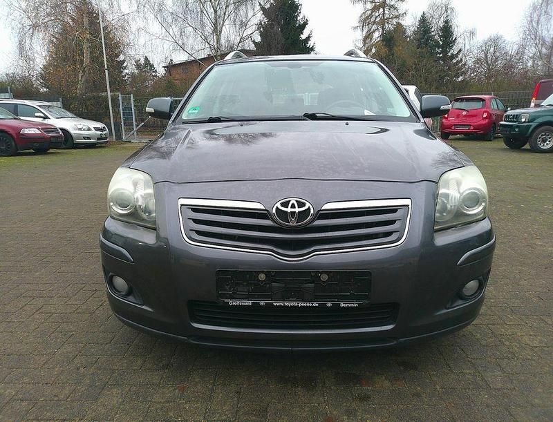 Gebraucht Toyota Avensis 126 PS (92 kW) 2006 Grau Kombi