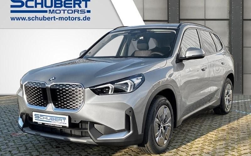 Gebraucht BMW iX1 Performance 150 kW (204 PS) 2025 Silber SUV