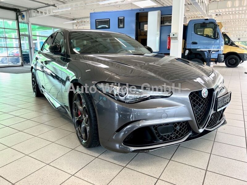Gebraucht Alfa Romeo Giulia Quadrifoglio 510 PS (375 kW) 2023 Grau Limousine
