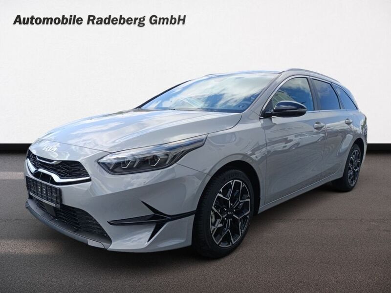 Neu Kia Ceed Sportswagon 99 PS (72 kW) 2025 Grau Kombi