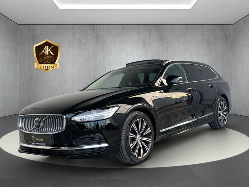 Schwarz metallic Gebraucht 2021 Volvo V90 Inscription Kombi | 32.480 € (Guter Preis) - Bild 1/2