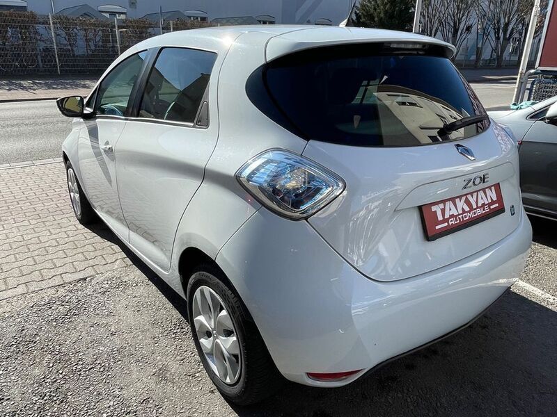 Gebraucht Renault Zoe Life 42 kW (58 PS) 2016 Weiß Kleinwagen