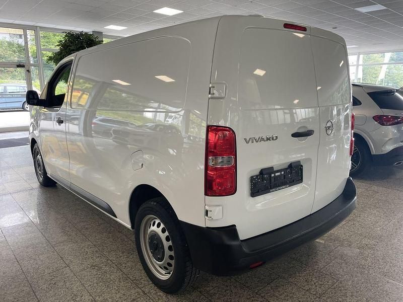Gebraucht Opel Vivaro Edition 102 PS (75 kW) 2020 Weiss Van / Kleinbus