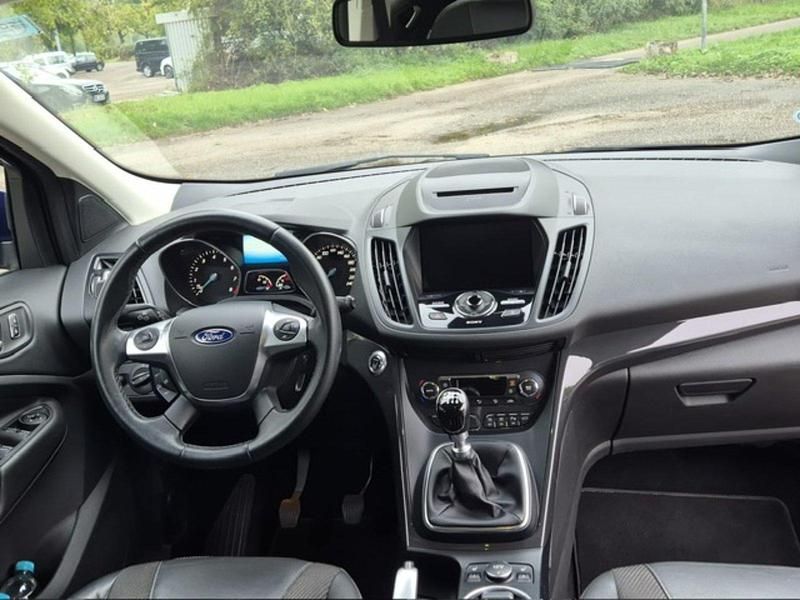 Gebraucht Ford Kuga Individual 110 PS (80 kW) 2015 Blau SUV