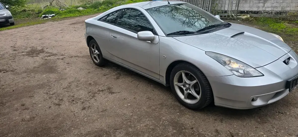 Gebraucht Toyota Celica T2 143 PS (105 kW) 2000 Silber Coupé