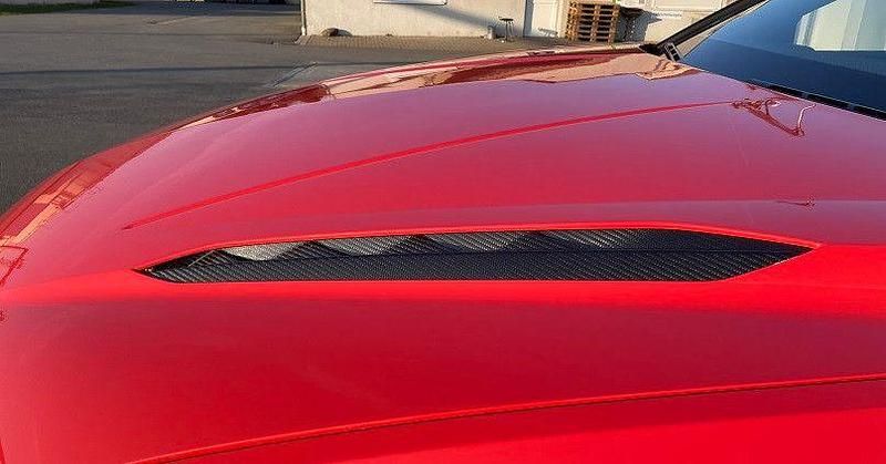 Gebraucht Lamborghini Urus 666 PS (489 kW) 2025 Rot SUV