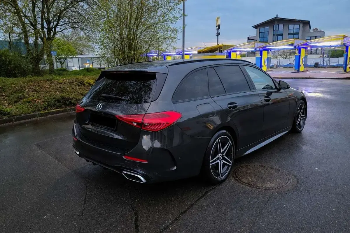 Gebraucht Mercedes C220 Avantgarde 200 PS (147 kW) 2022 Kombi
