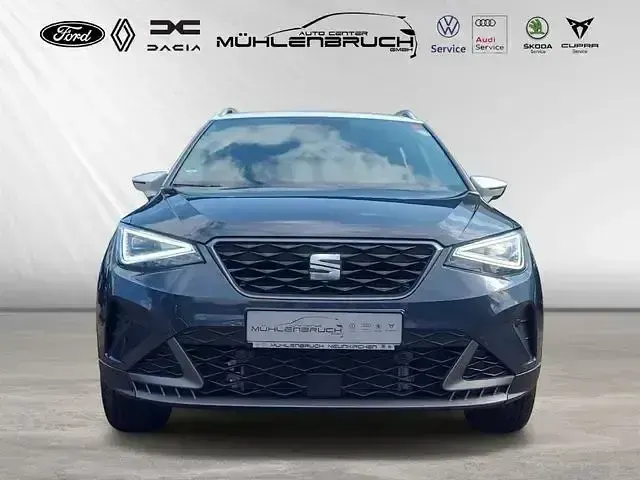 Gebraucht Seat Arona FR 110 PS (80 kW) 2023 Grau SUV
