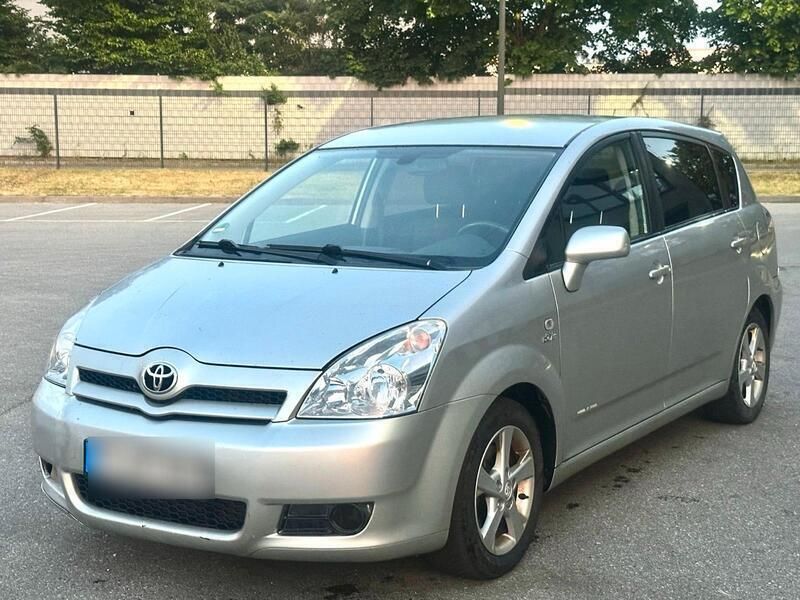 Grau Gebraucht 2006 Toyota Corolla Verso Van / Kleinbus | 2.800 € (Superpreis) - Bild 1/4