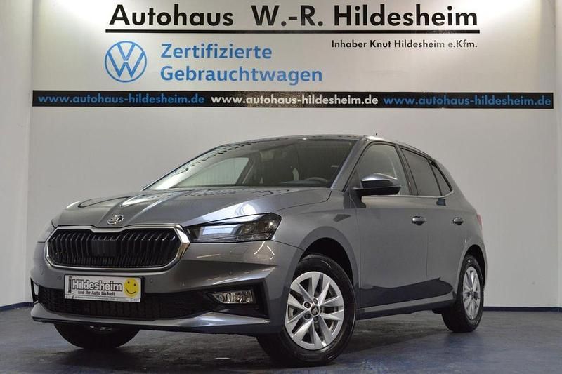 Neu Skoda Fabia Selection 95 PS (69 kW) 2025 Grau Limousine