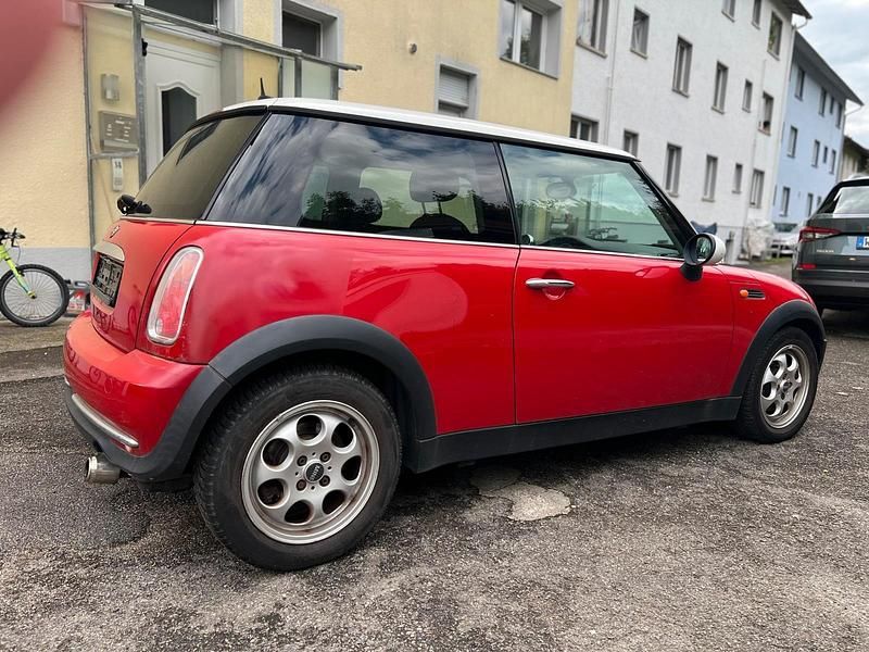 Rot Gebraucht 2005 Mini Cooper Kleinwagen | 700 € (Guter Preis) - Bild 1/4