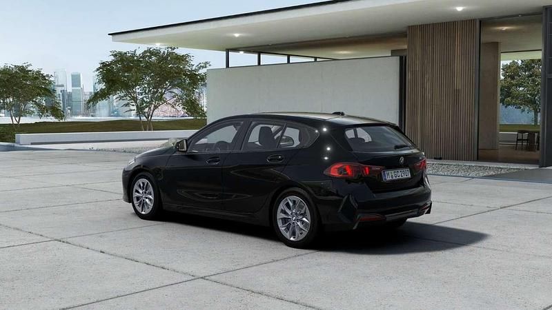 Neu BMW 118 150 PS (110 kW) 2026 Schwarz uni Kleinwagen