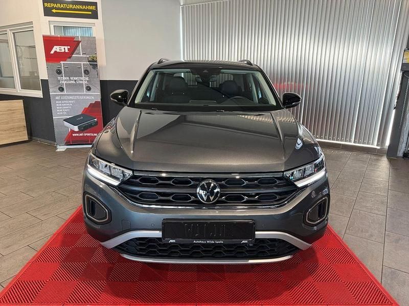 Gebraucht VW T-Roc Goal 116 PS (85 kW) 2025 Grau SUV