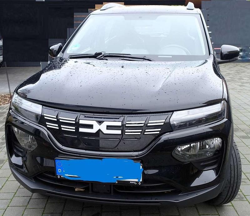 Schwarz Gebraucht 2023 Dacia Spring Essentiel Kleinwagen | 9.800 € (Superpreis) - Bild 1/4