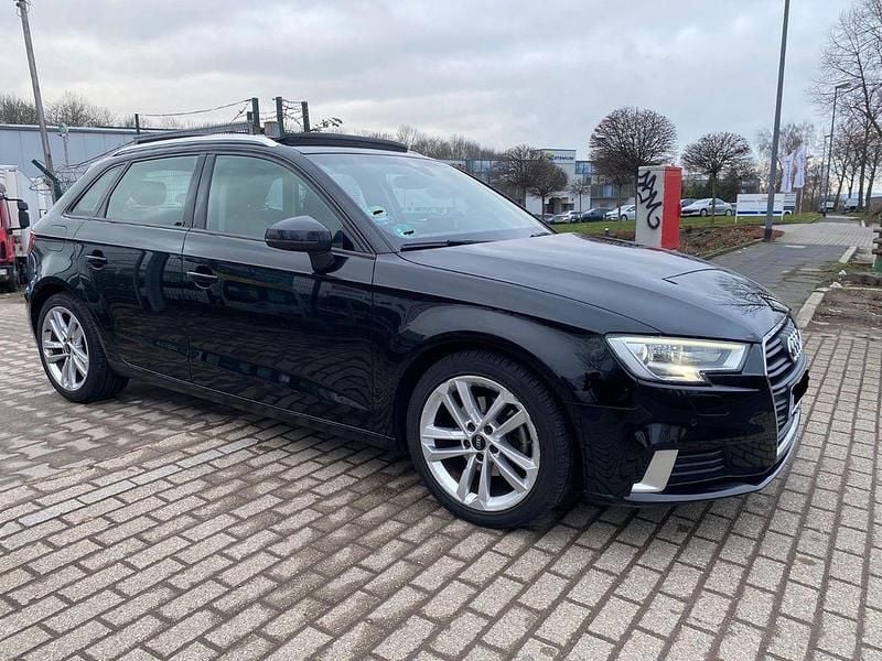 Gebraucht Audi A3 Sport 150 PS (110 kW) 2020 Schwarz Limousine