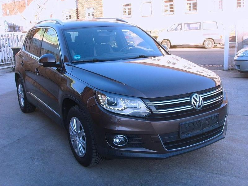 Gebraucht VW Tiguan Life 110 PS (80 kW) 2014 Braun SUV