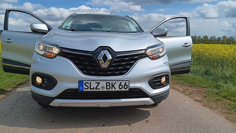 Gebraucht Renault Kadjar Intens 140 PS (102 kW) 2019 Silber SUV