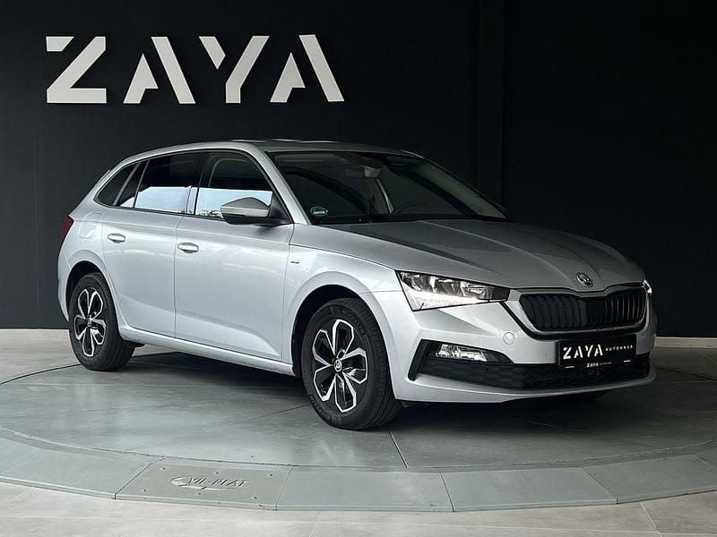 Silber Gebraucht 2020 Skoda Scala Kleinwagen | 15.950 € (Guter Preis) - Bild 1/4