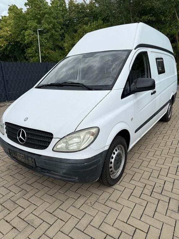 Weiß Gebraucht 2009 Mercedes Vito Van / Kleinbus | 5.400 € (Superpreis) - Bild 1/4