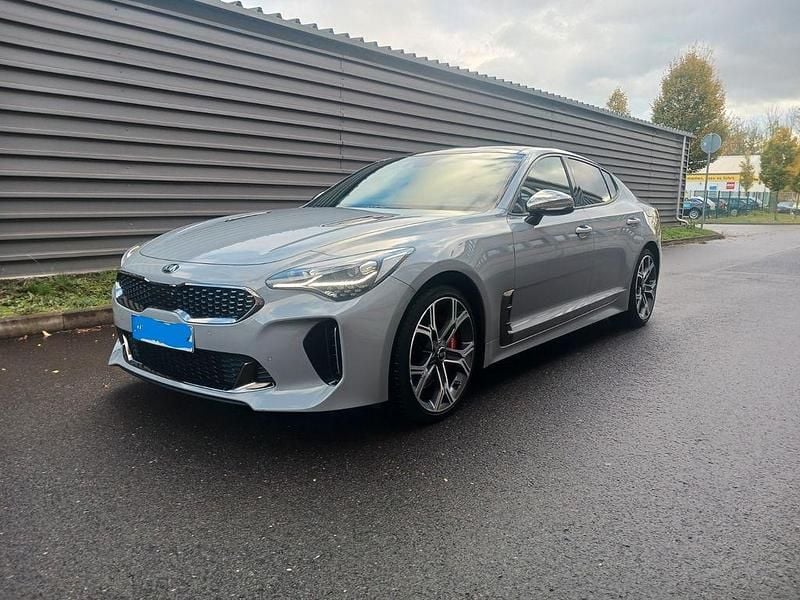 Silber Gebraucht 2019 Kia Stinger Kleinwagen | 29.999 € (Fairer Preis) - Bild 1/4
