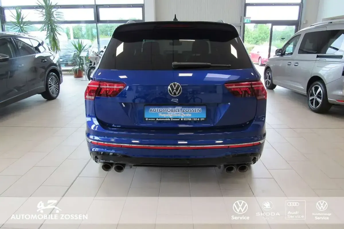 Gebraucht VW Tiguan R 320 PS (235 kW) 2023 Lapiz blue SUV