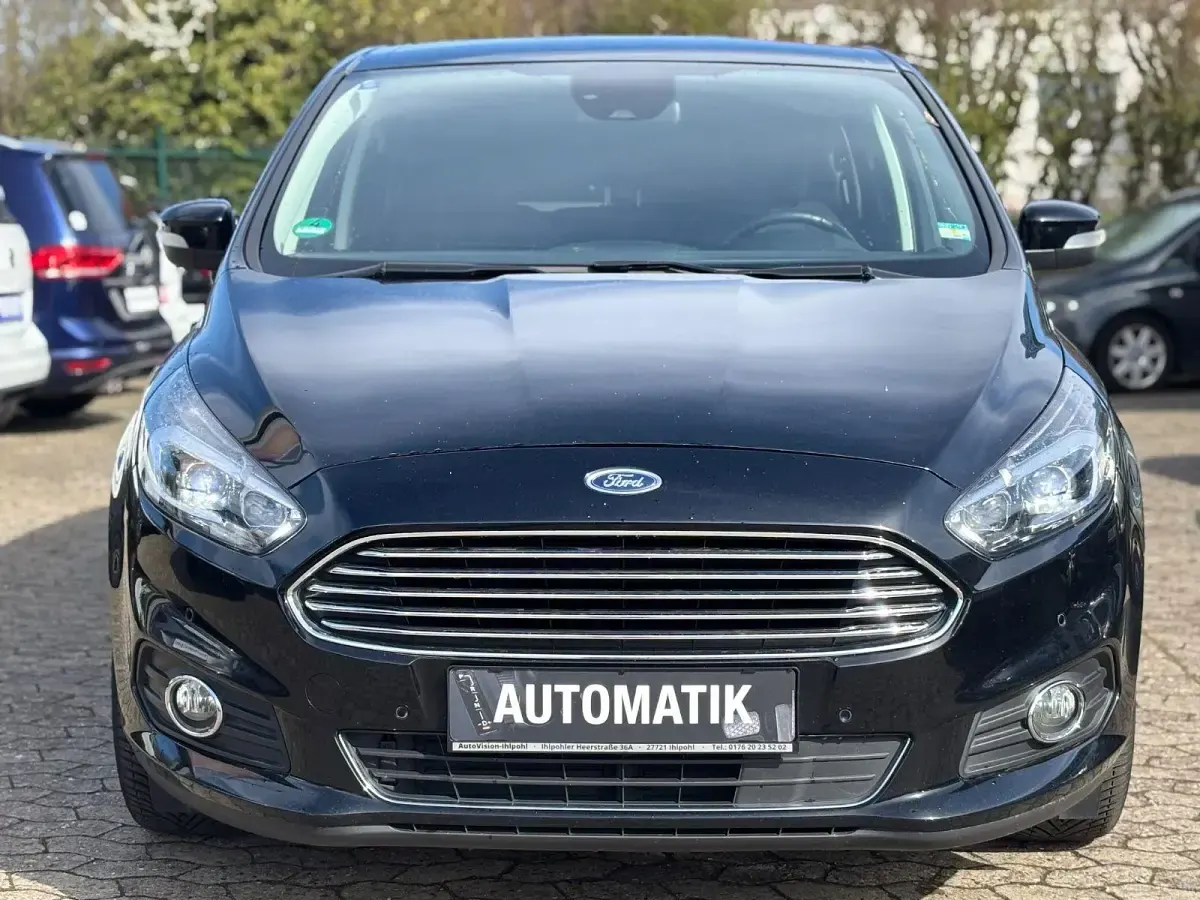Gebraucht Ford S-MAX Titanium 150 PS (110 kW) 2019 Schwarz Van / Kleinbus