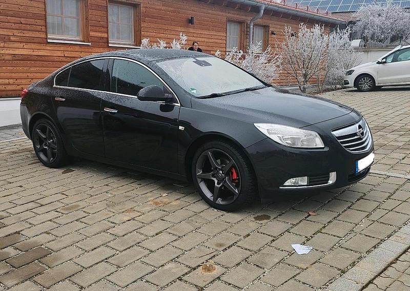 Gebraucht Opel Insignia Innovation 160 PS (117 kW) 2011 Schwarz Limousine