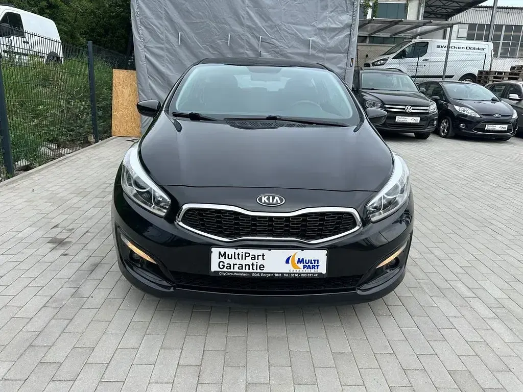 Używany Kia ProCeed 135 KM (99 kW) 2017 Czarny Hatchback