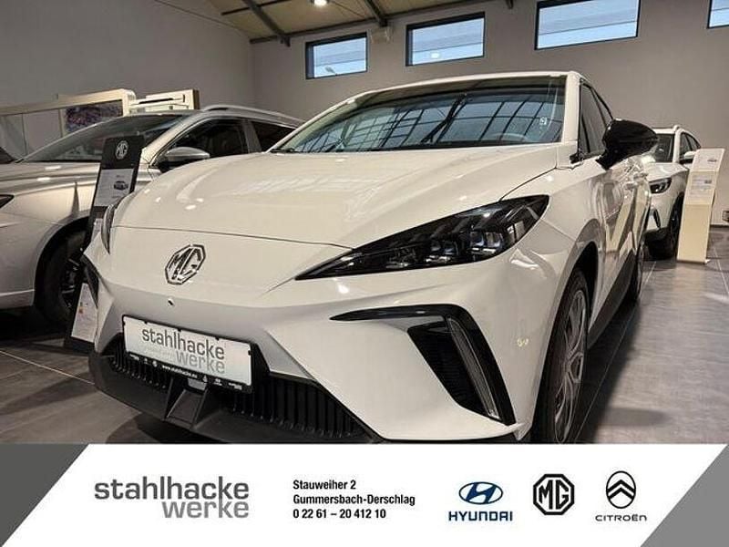 Gebraucht MG MG4 EV Luxury 150 kW (204 PS) 2025 Dover white Kleinwagen