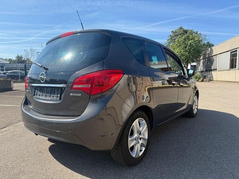 Gebraucht Opel Meriva Innovation 120 PS (88 kW) 2013 Grau Van / Kleinbus