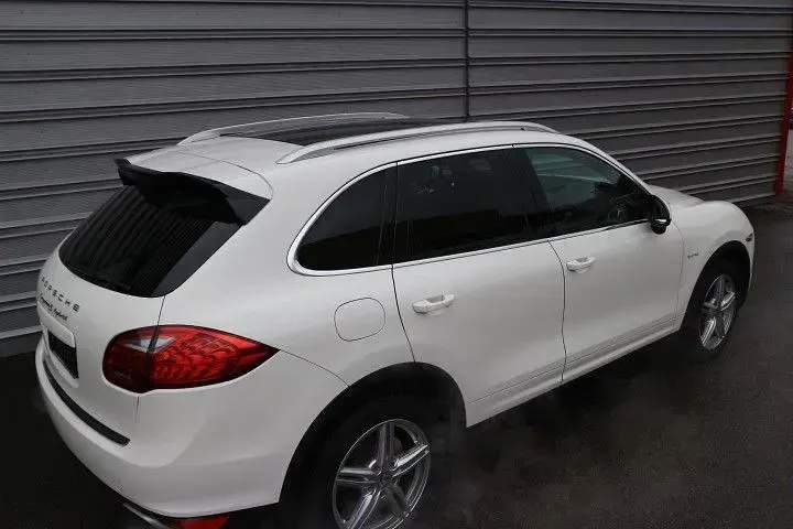 Gebraucht Porsche Cayenne 333 PS (244 kW) 2011 Weiß SUV