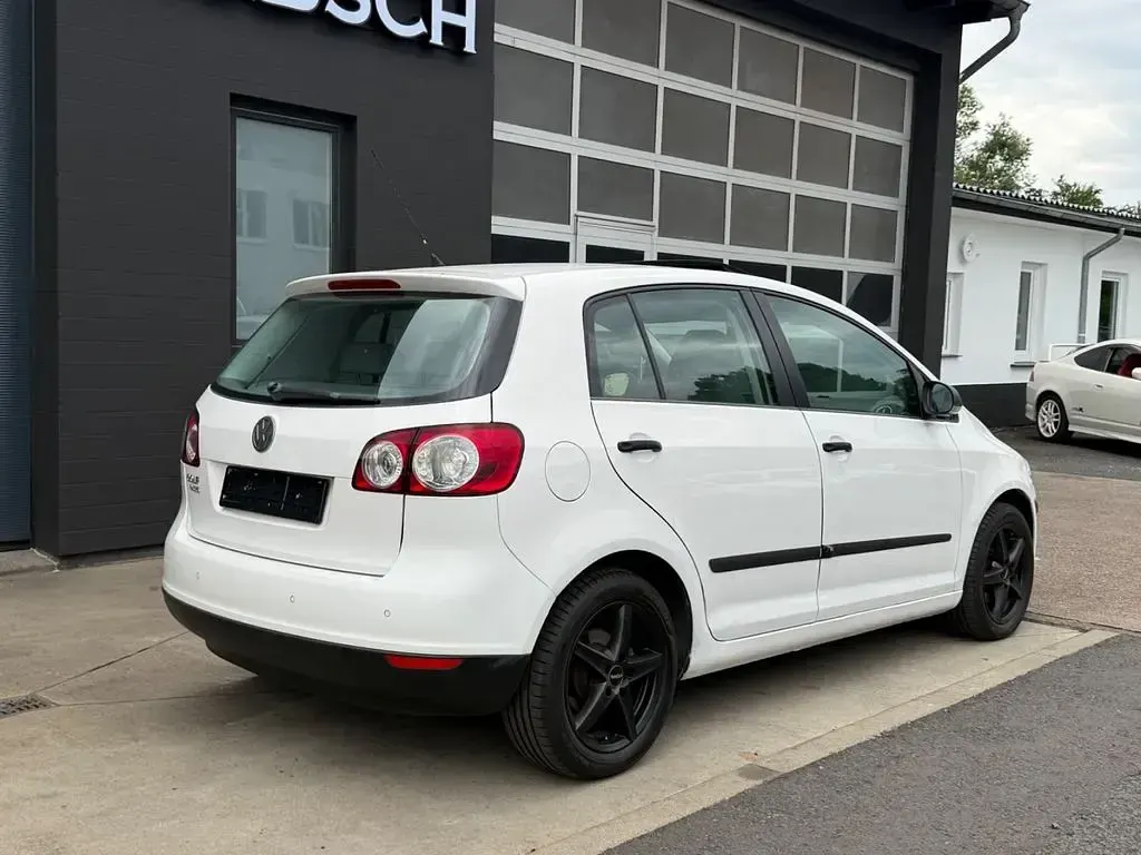 Gebraucht VW Golf Plus Cross Trendline 80 PS (58 kW) 2008 Weiß Van / Kleinbus
