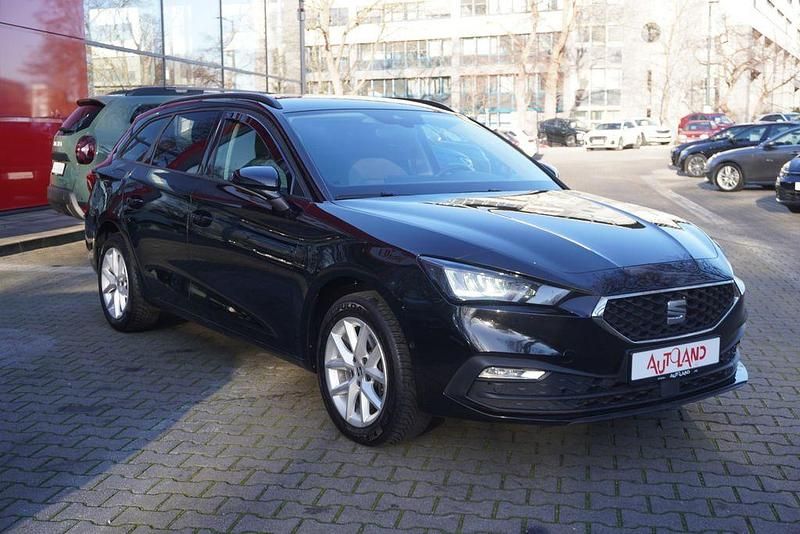 Gebraucht Seat Leon ST Style 150 PS (110 kW) 2023 Mitternachtsschwarz Kombi