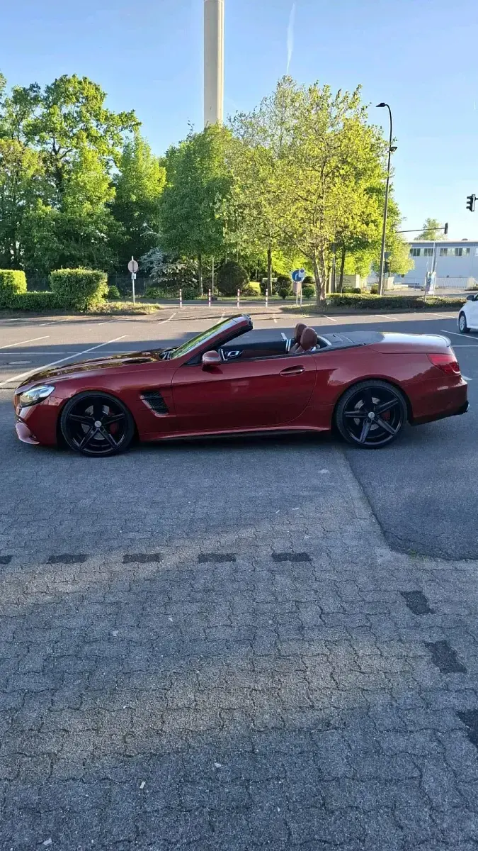 Gebraucht Mercedes SL500 AMG 455 PS (334 kW) 2017 Rot Cabrio